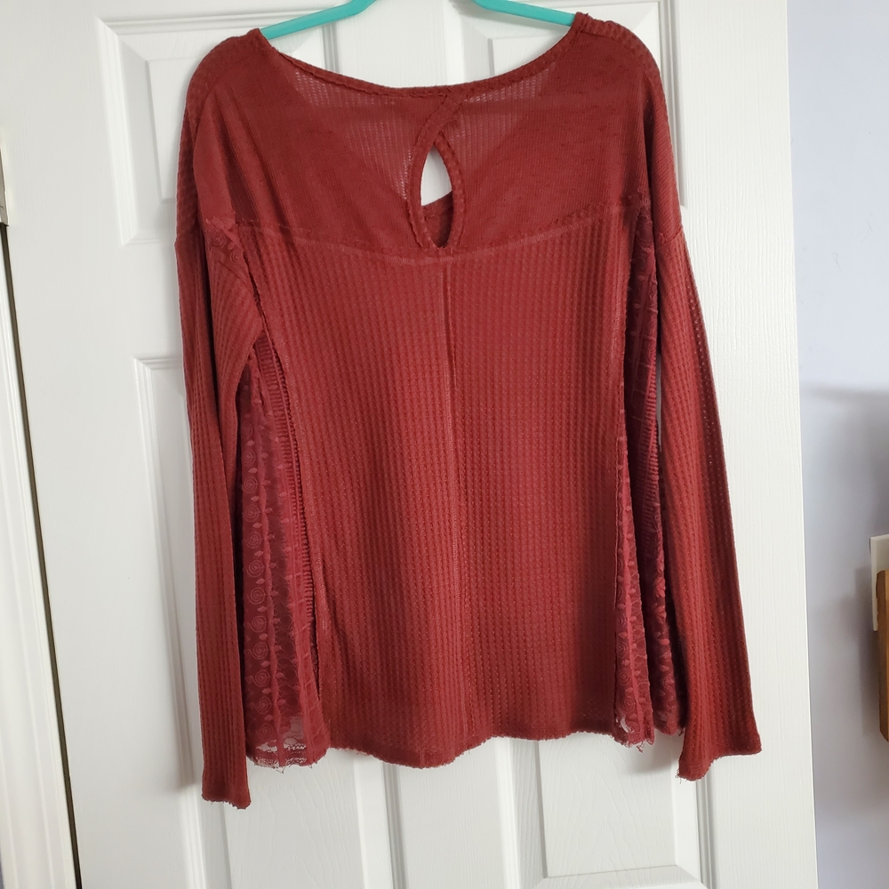 Miss Me RDI Rust Red Textured Long Sleeve Top - Picture 4 of 6